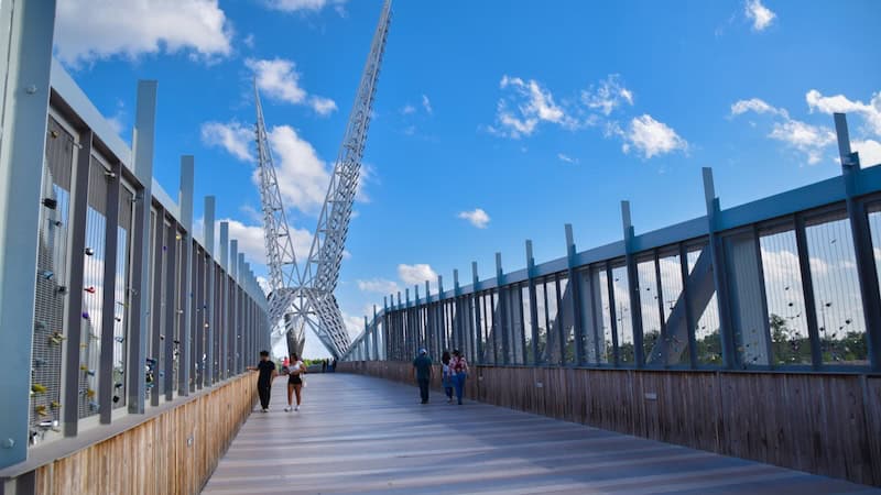 Skydance Bridge by day - Nick Thomas