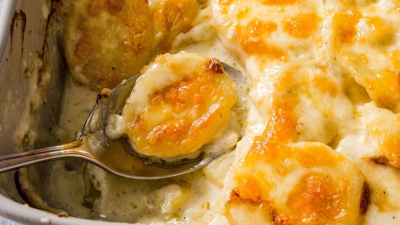 Cheddar Scalloped Potatoes